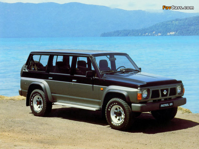 Photos of Nissan Patrol GR 5-door (Y60) 1987–97 (640 x 480)