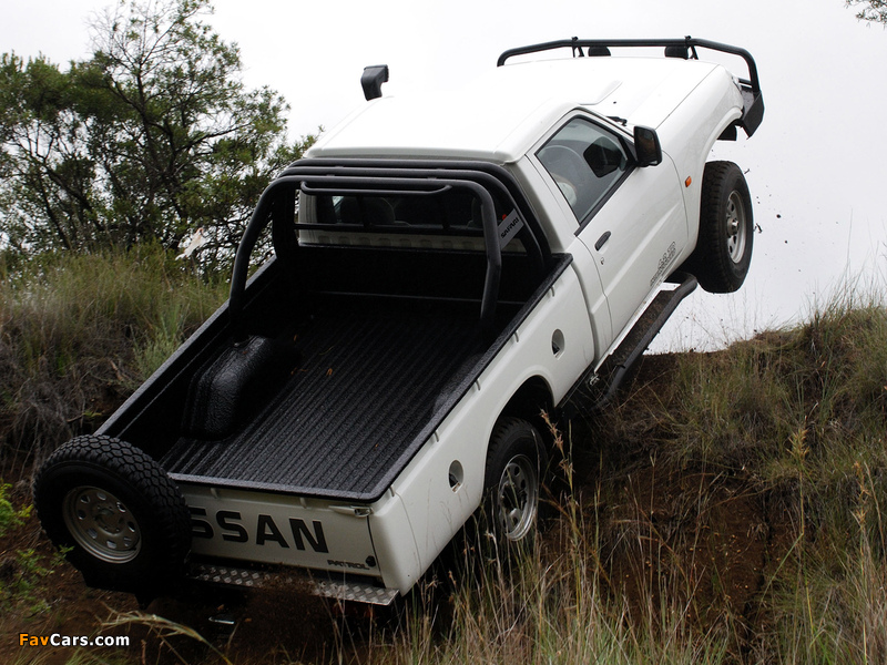 Photos of Nissan Patrol Safari Pickup (Y61) 1997 (800 x 600)