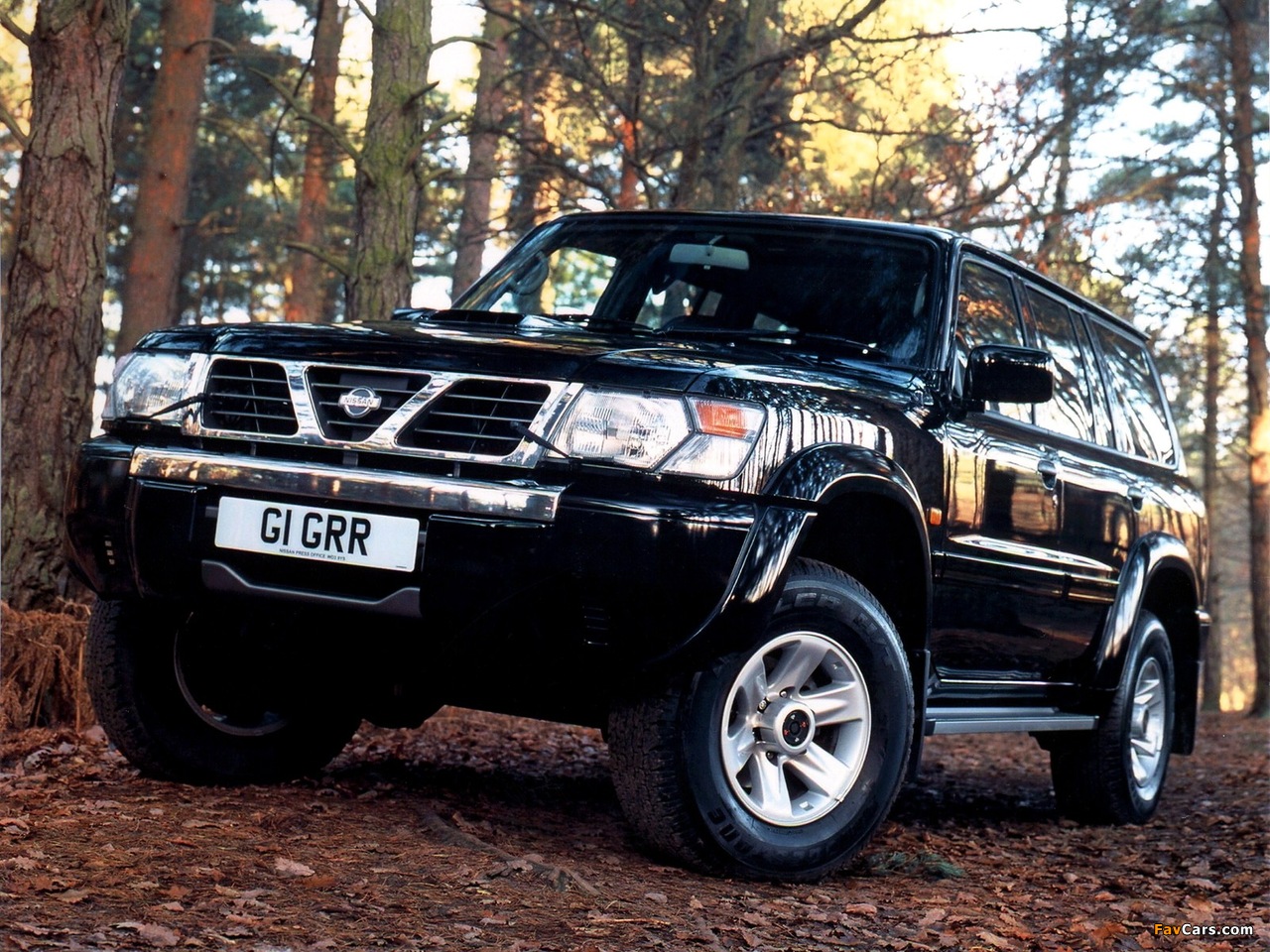 Pictures of Nissan Patrol GR 5-door UK-spec (Y61) 1997–2001 (1280 x 960)