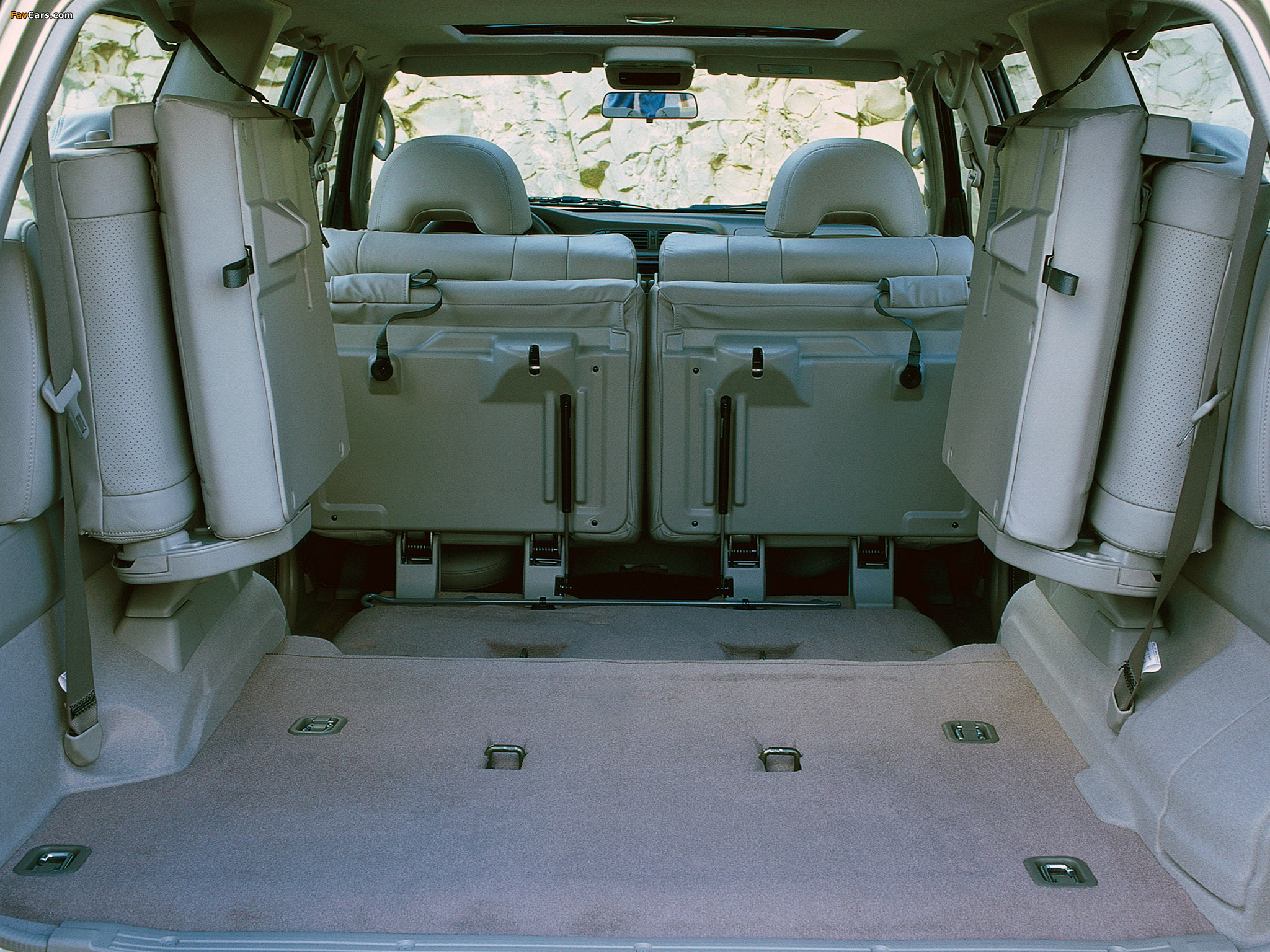 Pictures of Nissan Patrol GR 5-door (Y61) 2001–04 (2048 x 1536)