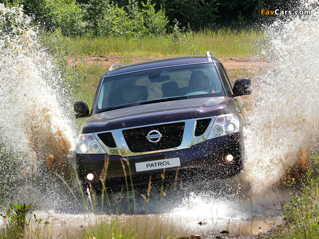 Pictures of Nissan Patrol (Y62) 2010 (640 x 480)