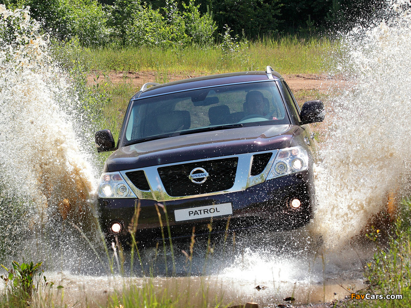 Pictures of Nissan Patrol (Y62) 2010 (800 x 600)