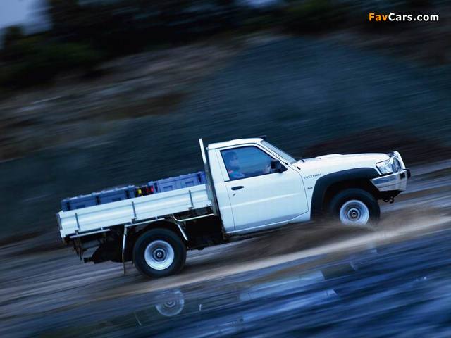 Pictures of Nissan Patrol Cab Chassis (Y61) 2010 (640 x 480)
