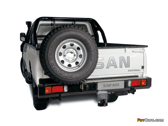 Nissan Patrol Safari Pickup (Y61) 1997 wallpapers (640 x 480)