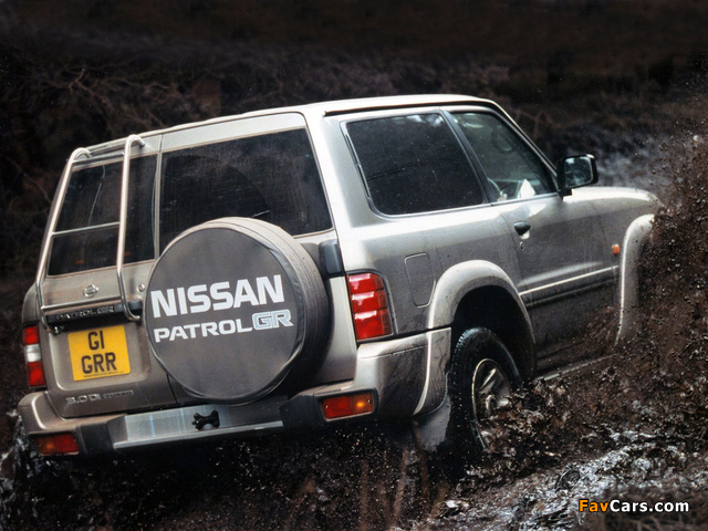 Nissan Patrol GR 3-door UK-spec (Y61) 1997–2001 wallpapers (640 x 480)