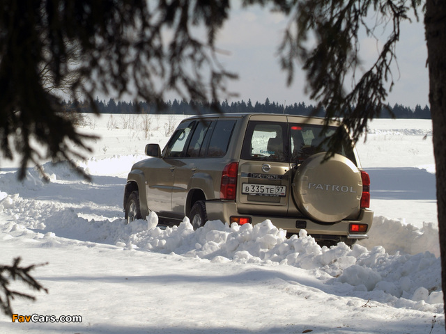 Nissan Patrol 5-door (Y61) 2004–10 wallpapers (640 x 480)