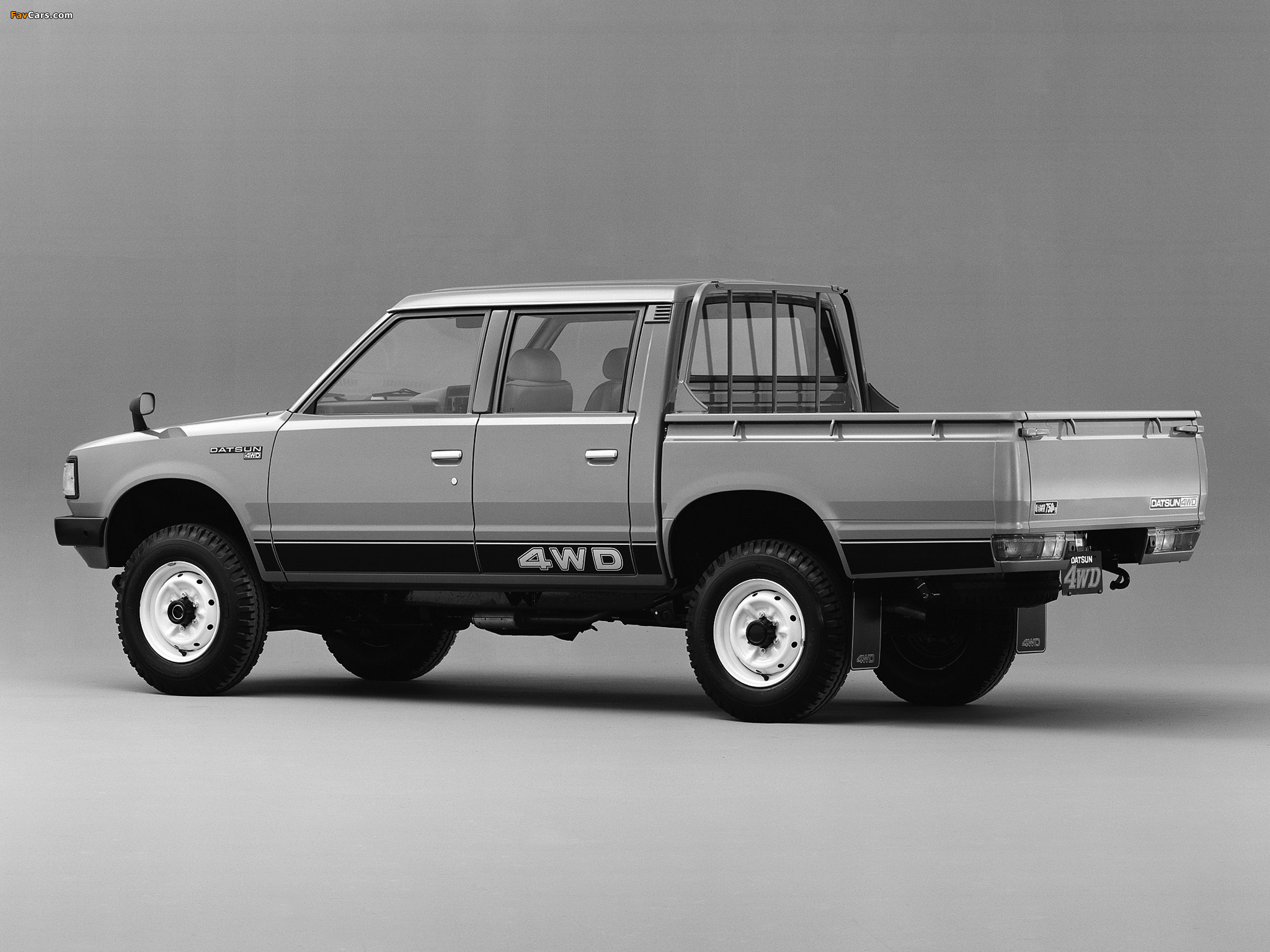 Datsun Pickup 4WD Double Cab JP-spec (720) 1980–85 photos (2048 x 1536)