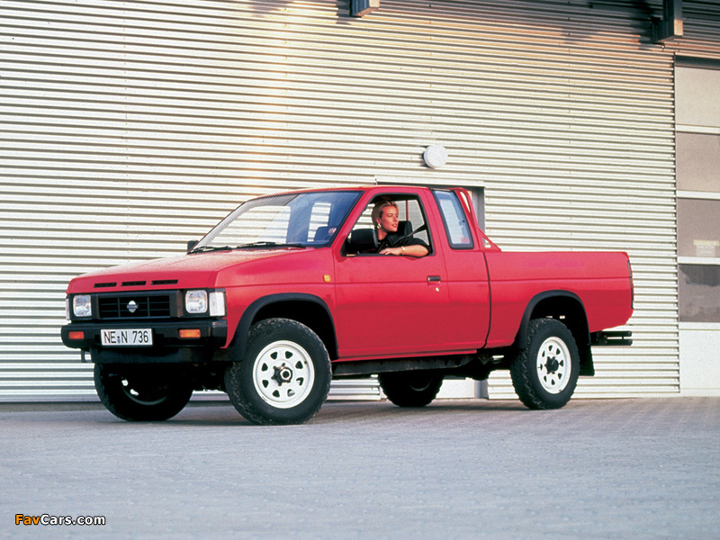 Nissan Pickup 4WD Regular Cab (D21) 1992–97 images (800 x 600)