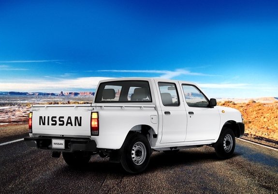 Nissan Pickup Crew Cab (D22) 2001–08 wallpapers
