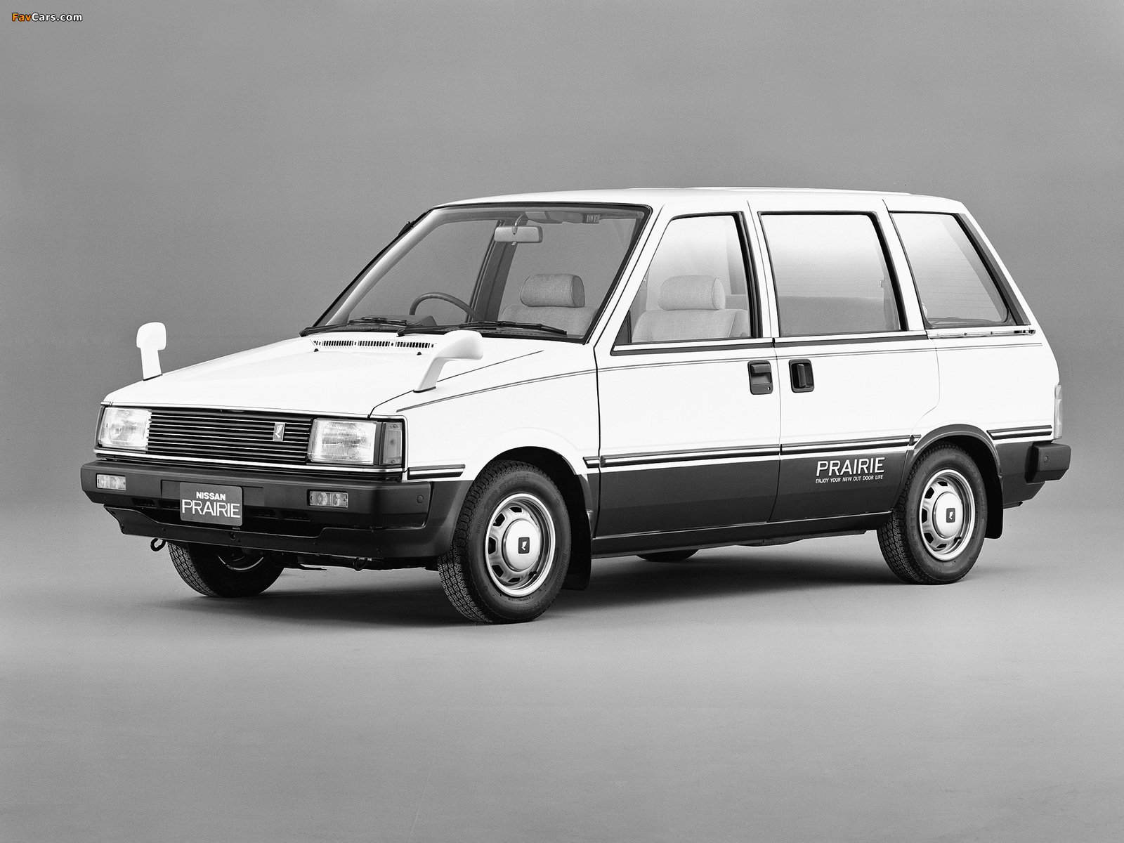 Nissan Prairie 1800 SS-G (M10) 1982–88 pictures (1600 x 1200)