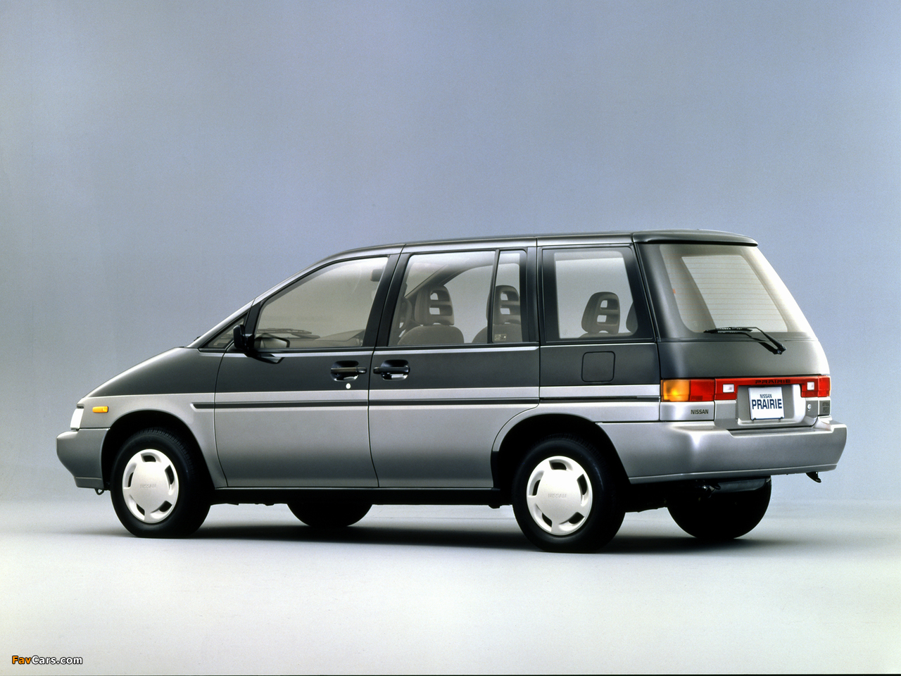 Nissan Prairie JP-spec (M11) 1988–98 pictures (1280 x 960)