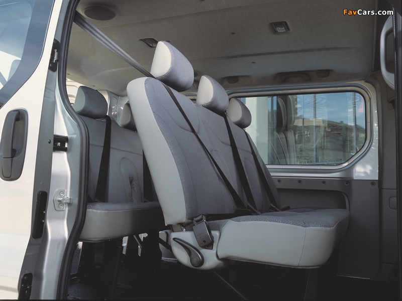 Pictures of Nissan Primastar Van 2002–06 (800 x 600)