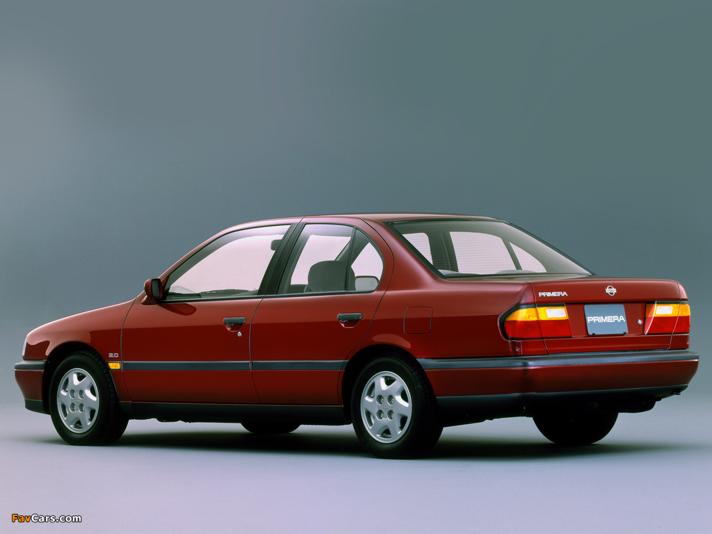 Images of Nissan Primera Sedan JP-spec (P10) 1990–95 (1024 x 768)