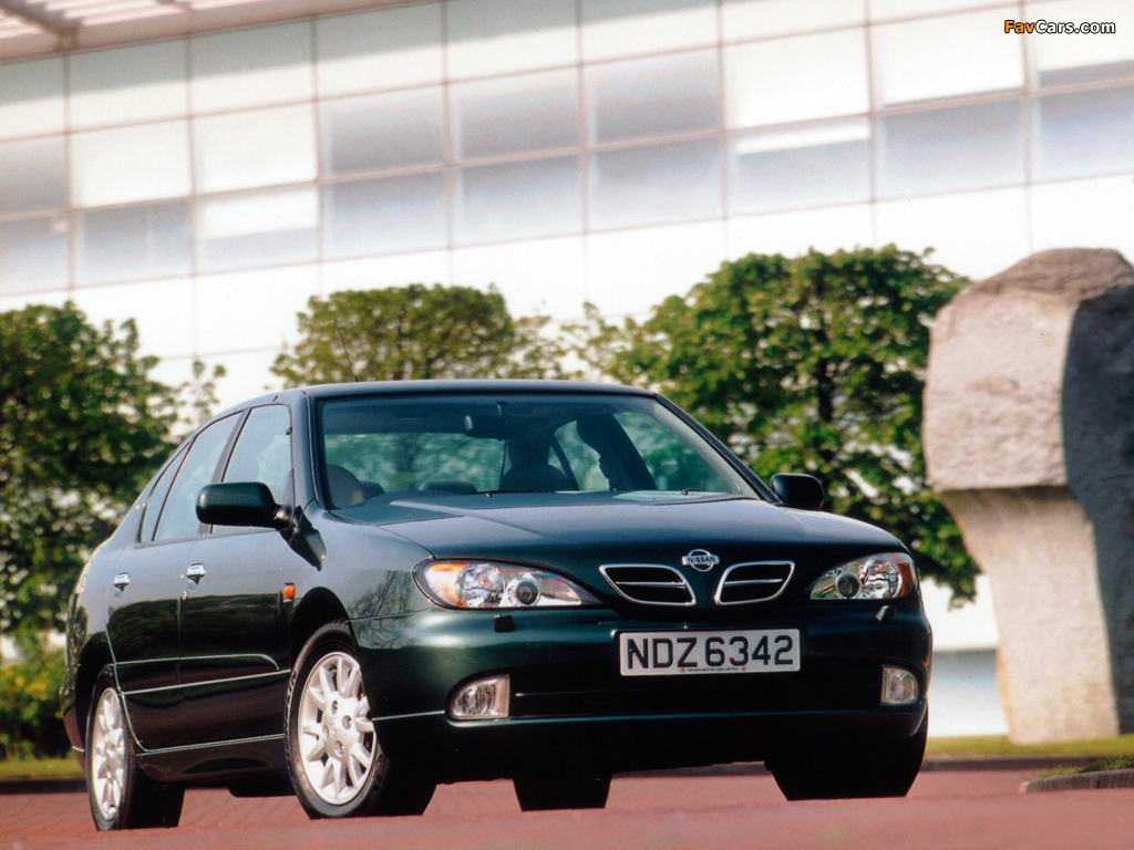 Images of Nissan Primera Sedan UK-spec (P11f) 1999–2002 (1024 x 768)