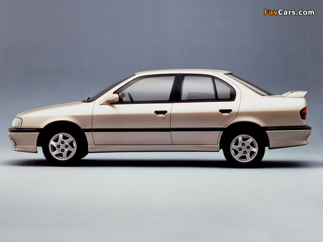 Nissan Primera Sedan (P10) 1990–95 wallpapers (640 x 480)