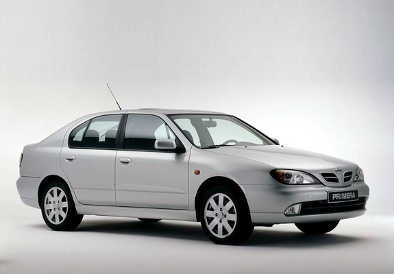 Nissan Primera Hatchback (P11f) 1999–2002 photos