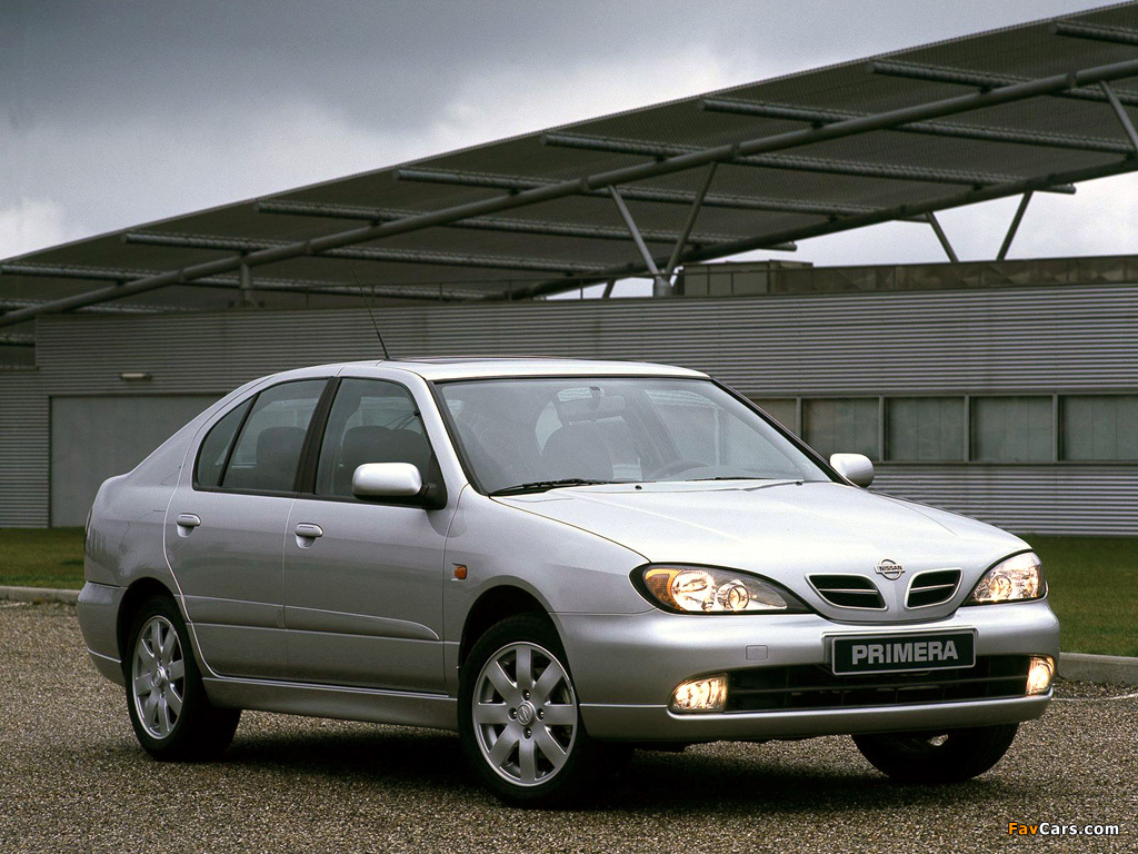 Nissan Primera Hatchback (P11f) 1999–2002 photos (1024 x 768)