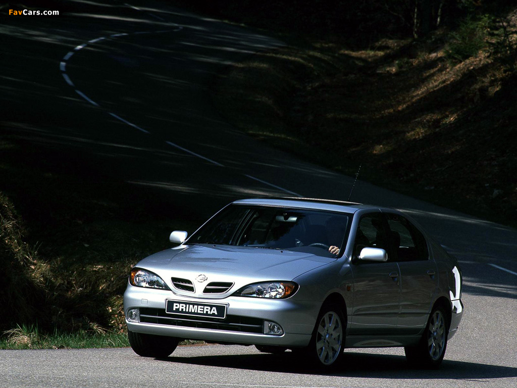 Nissan Primera Hatchback (P11f) 1999–2002 pictures (1024 x 768)