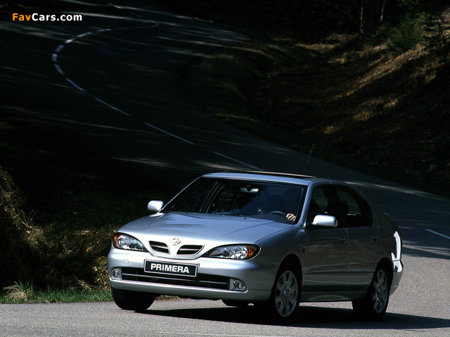 Nissan Primera Hatchback (P11f) 1999–2002 pictures (640 x 480)