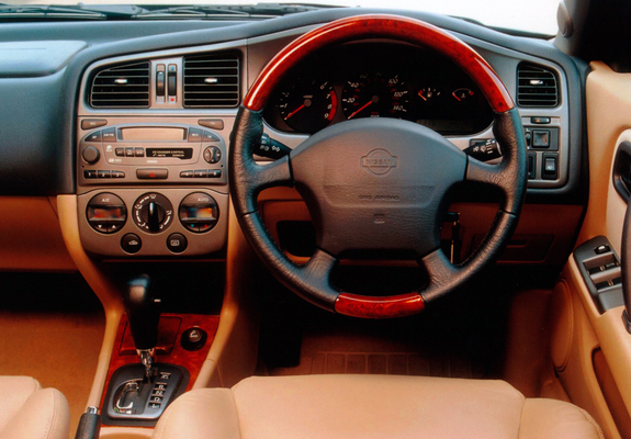 Nissan Primera Sedan UK-spec (P11f) 1999–2002 wallpapers
