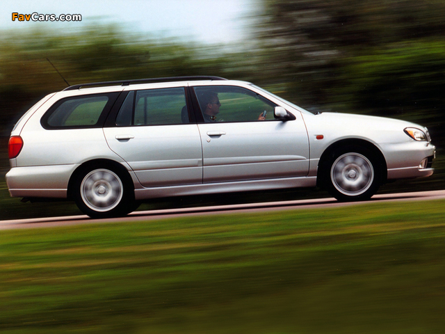 Photos of Nissan Primera Traveller UK-spec (W11) 1999–2002 (640 x 480)