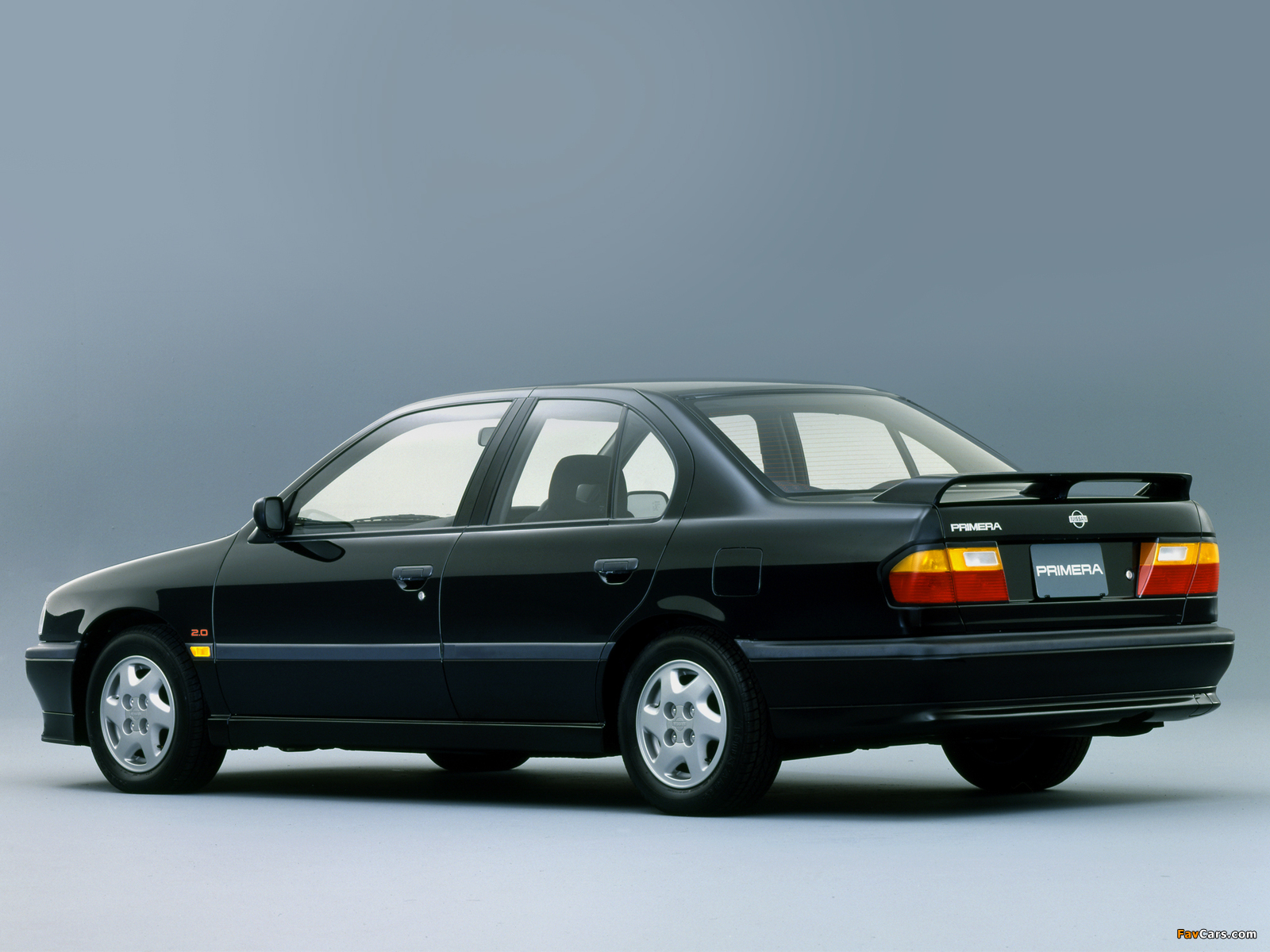 Pictures of Nissan Primera Sedan JP-spec (P10) 1990–95 (1600 x 1200)