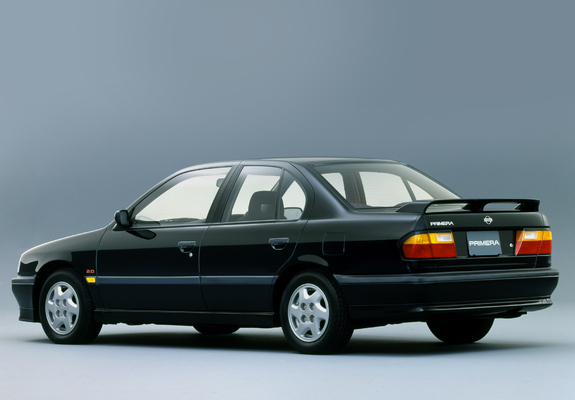 Pictures of Nissan Primera Sedan JP-spec (P10) 1990–95