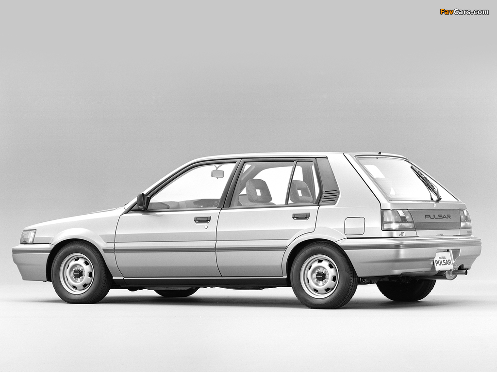 Nissan Pulsar 5-door (N13) 1986–90 pictures (1024 x 768)