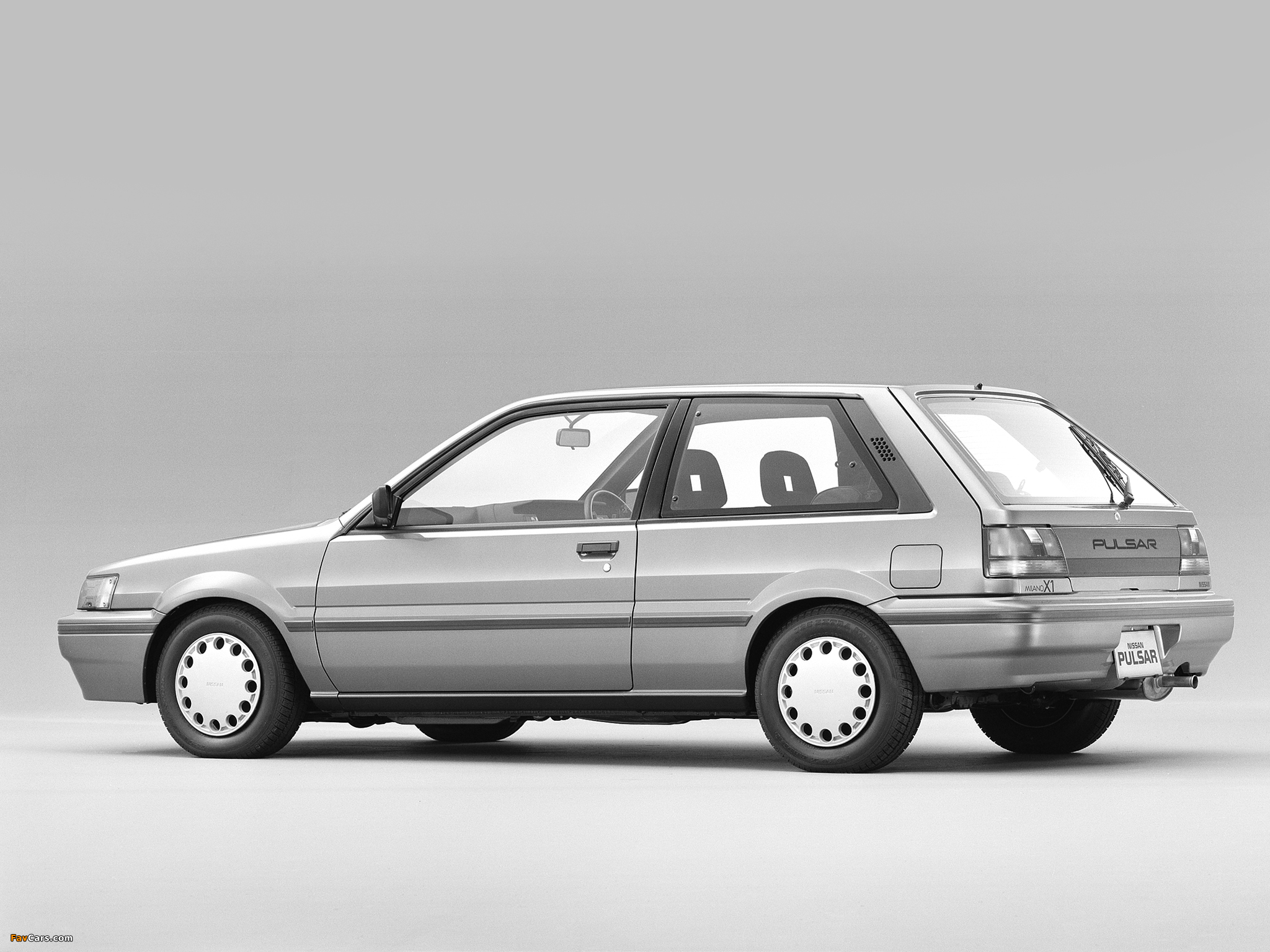 Nissan Pulsar 3-door (N13) 1986–90 wallpapers (2048 x 1536)