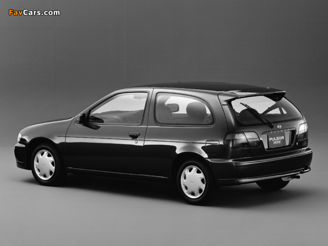 Photos of Nissan Pulsar Serie (N15) 1995–97 (640 x 480)