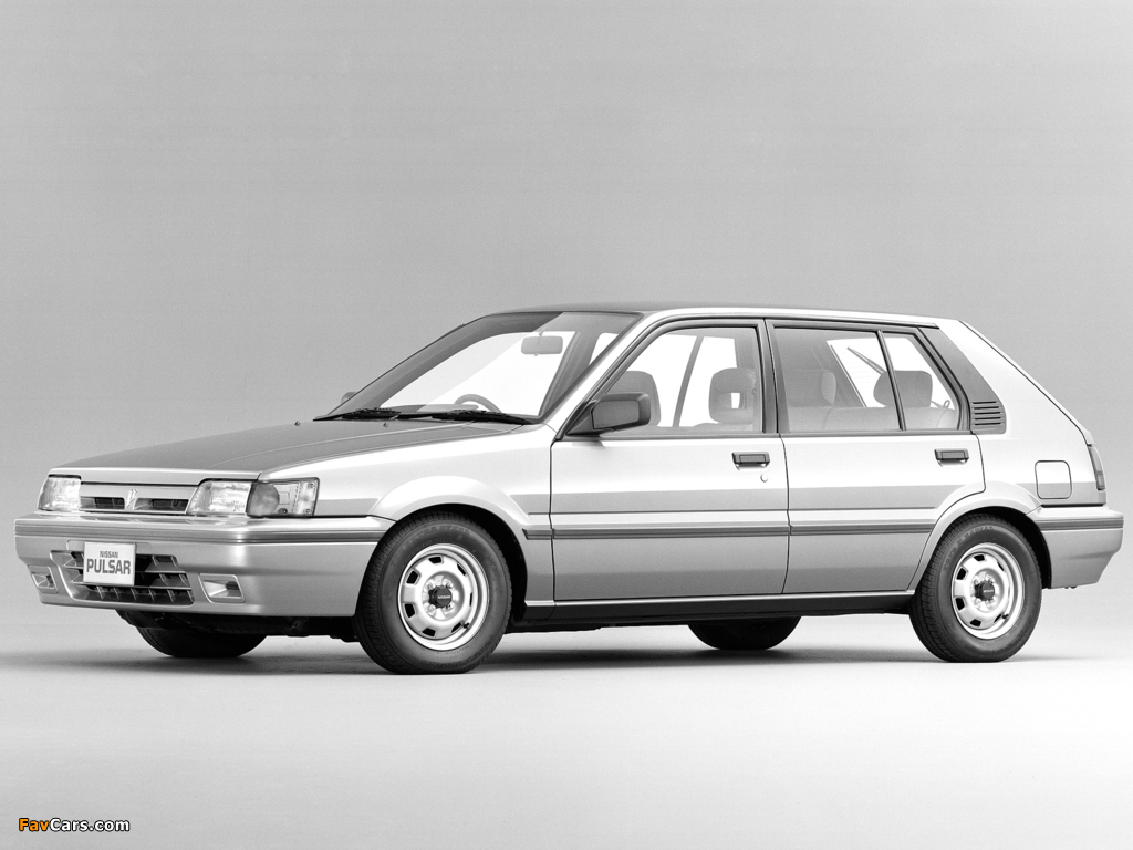 Pictures of Nissan Pulsar 5-door (N13) 1986–90 (1024 x 768)