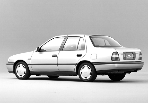 Pictures of Nissan Pulsar Sedan (N14) 1990–95