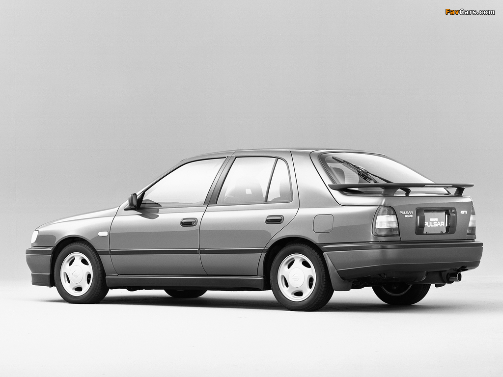 Pictures of Nissan Pulsar 5-door (N14) 1990–95 (1024 x 768)