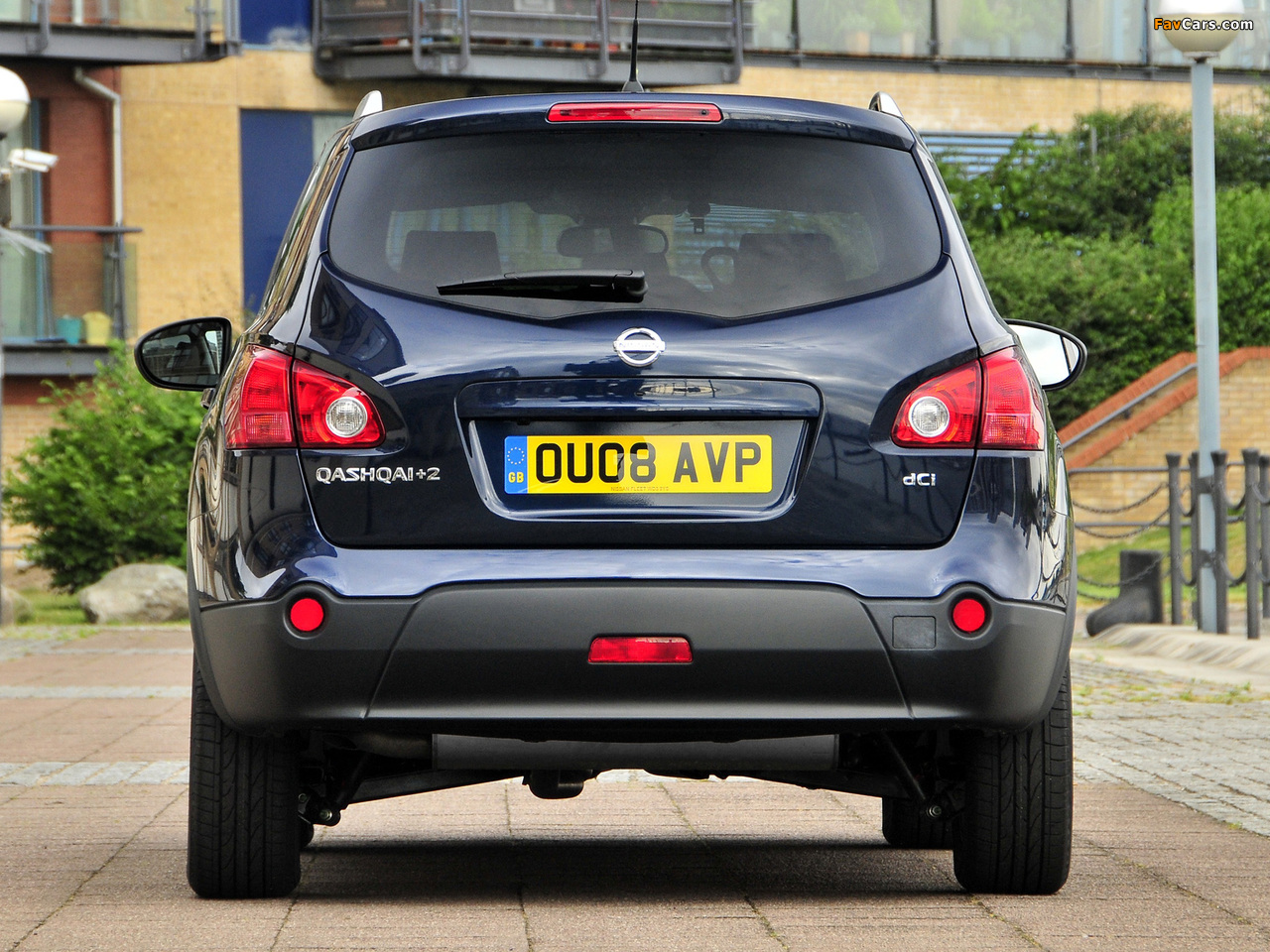 Images of Nissan Qashqai+2 UK-spec 2008–09 (1280 x 960)