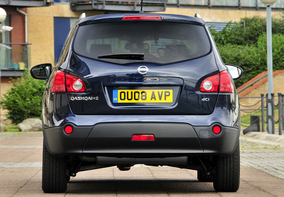 Images of Nissan Qashqai+2 UK-spec 2008–09