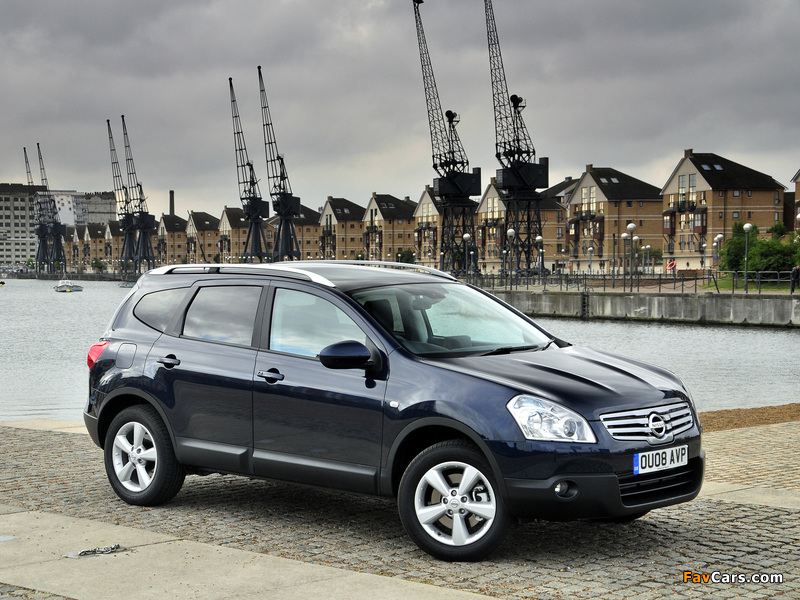 Nissan Qashqai+2 UK-spec 2008–09 photos (800 x 600)