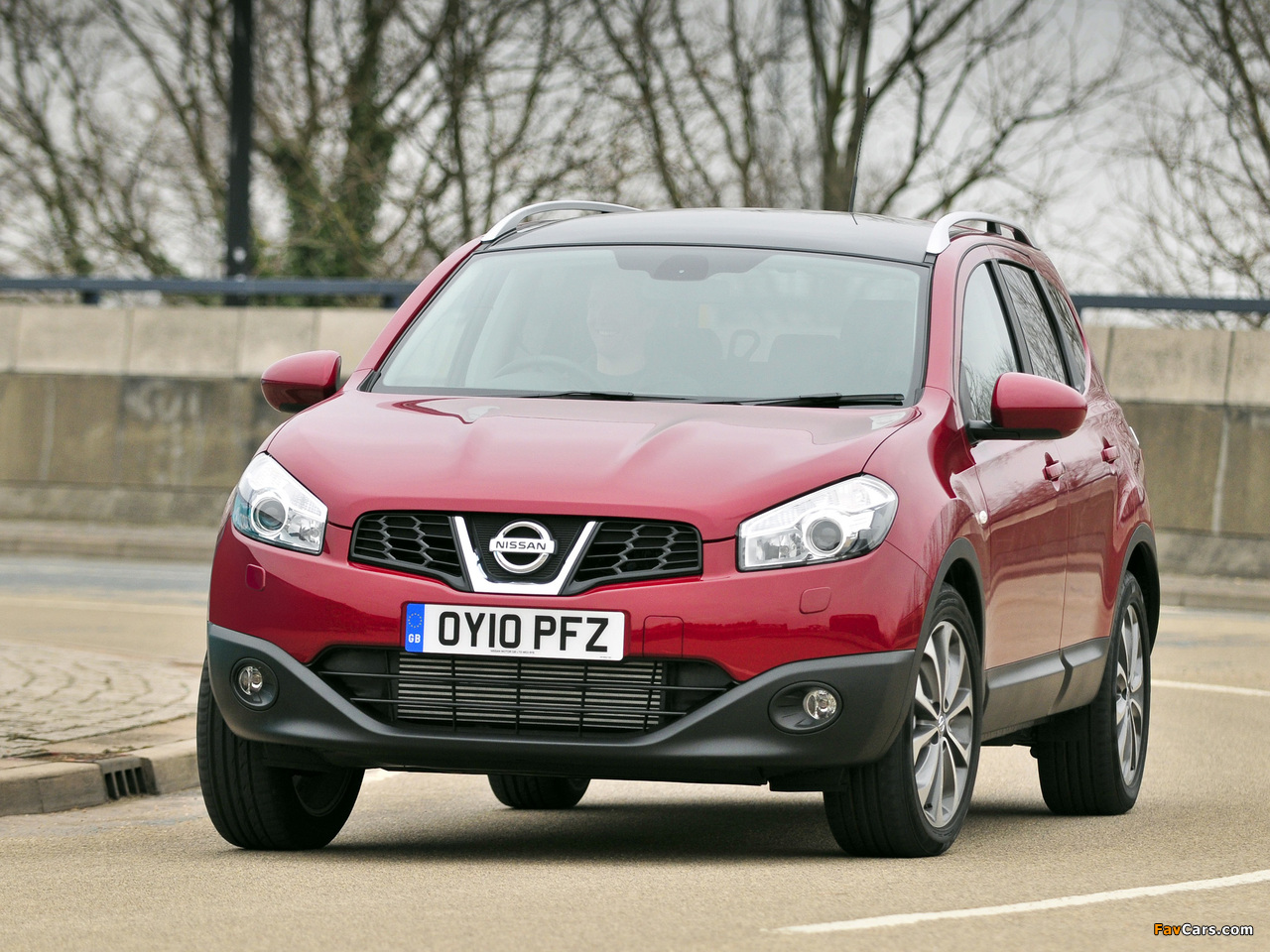 Nissan Qashqai+2 UK-spec 2009 photos (1280 x 960)