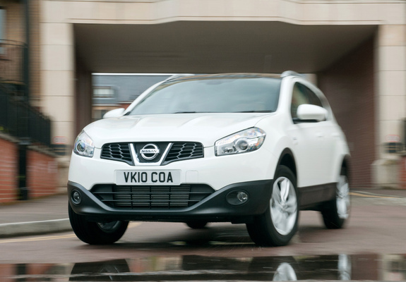 Photos of Nissan Qashqai UK-spec 2009