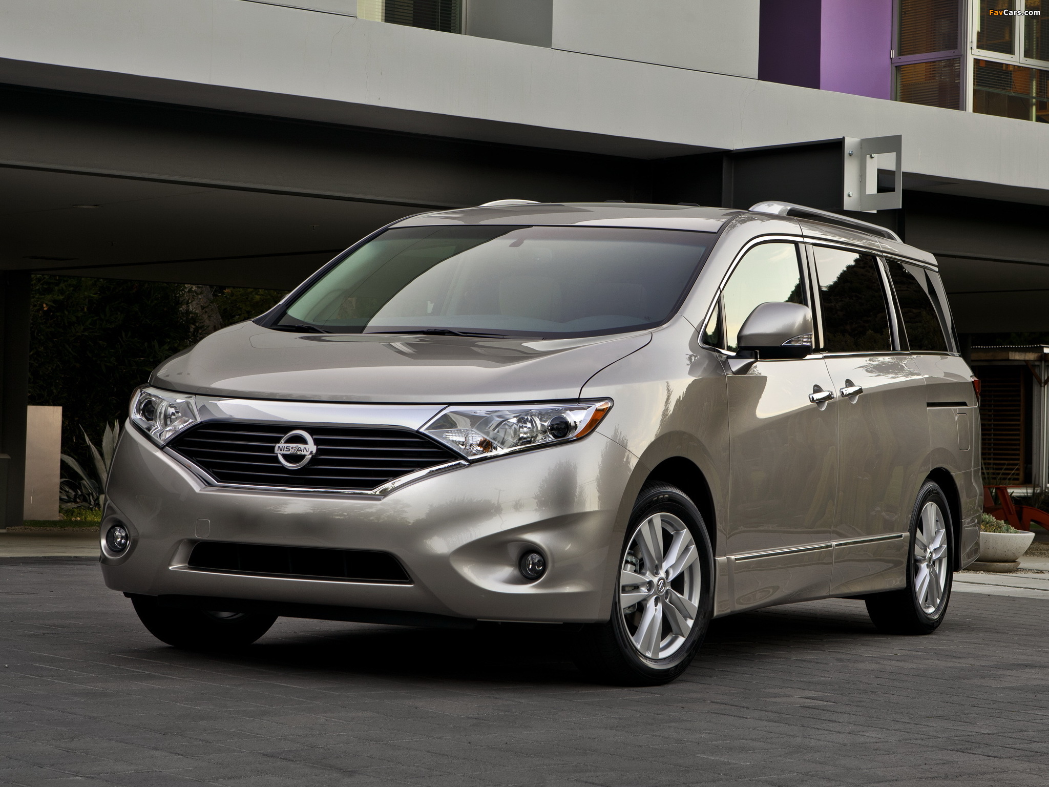 Nissan Quest 2010 wallpapers (2048 x 1536)