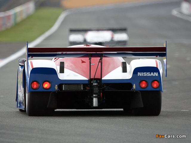 Images of Nissan R90CK 1990–92 (640 x 480)