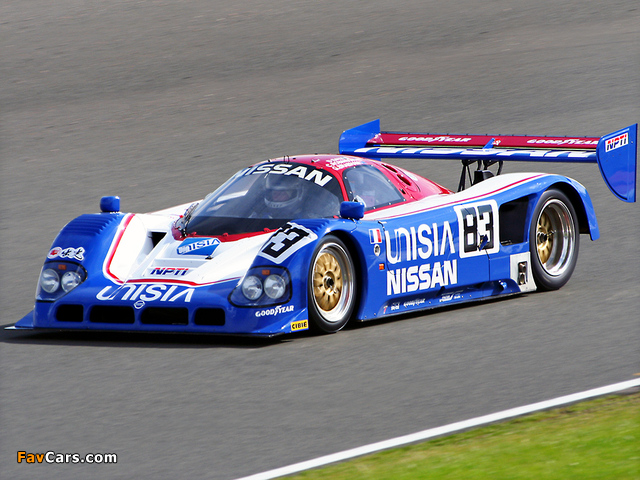 Nissan R90CK 1990–92 pictures (640 x 480)