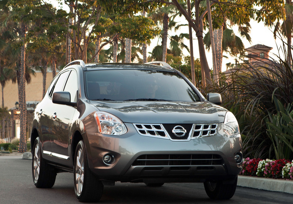 Images of Nissan Rogue 2010