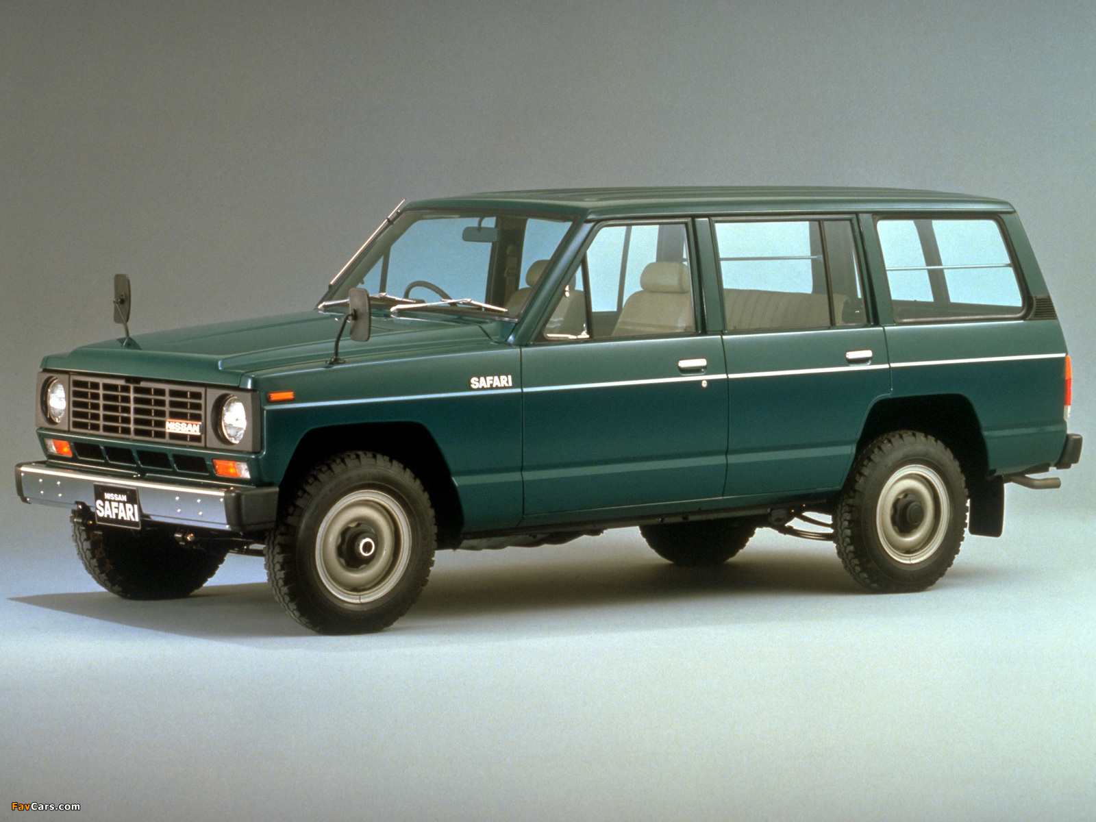 Images of Nissan Safari Station Wagon AD (G160) 1980–85 (1600 x 1200)