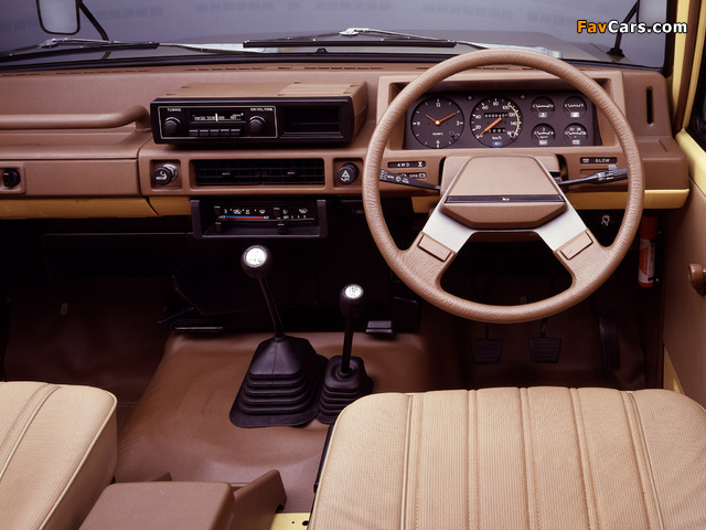 Nissan Safari Hard Top (160) 1980–85 images (640 x 480)