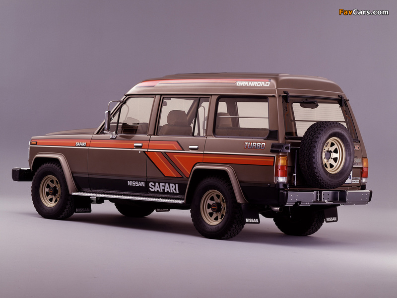 Nissan Safari Station Wagon Granroad High Roof Turbo AD (161) 1985–87 wallpapers (800 x 600)