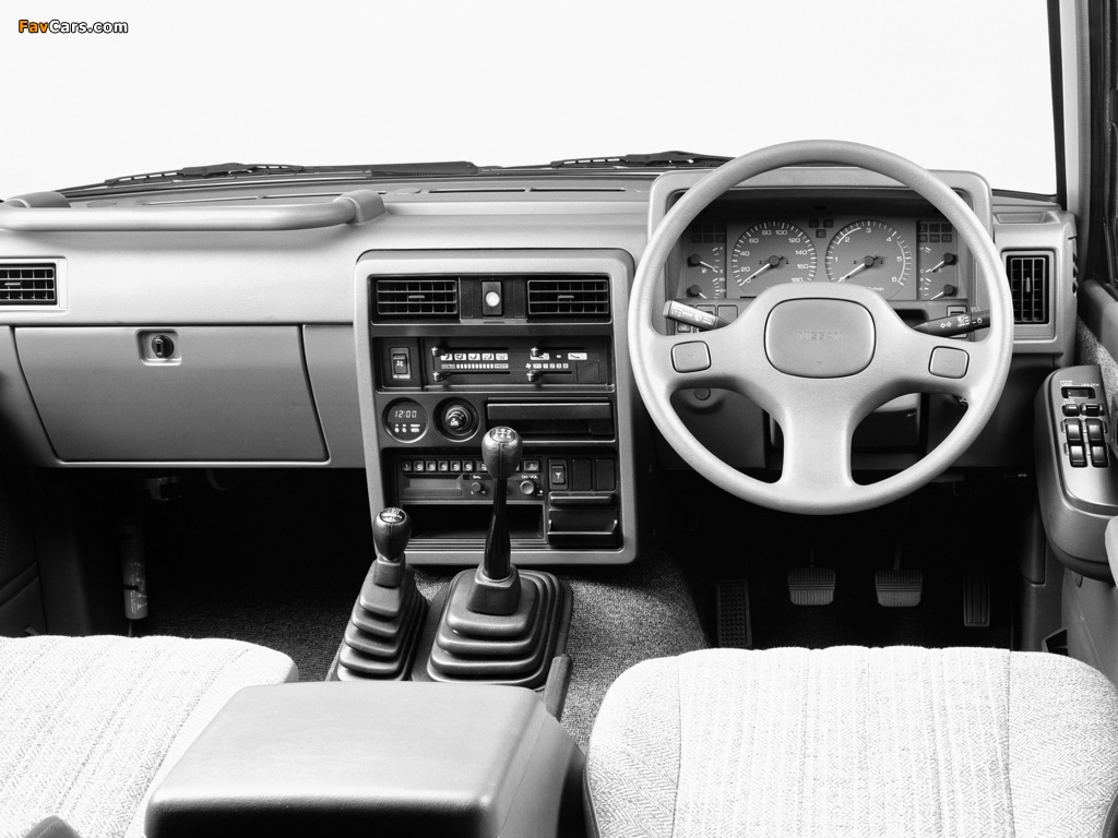 Photos of Nissan Safari 5-door (Y60) 1987–97 (1024 x 768)