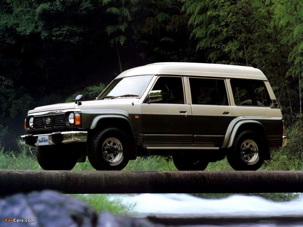 Photos of Nissan Safari High Roof (Y60) 1987–97 (1024 x 768)