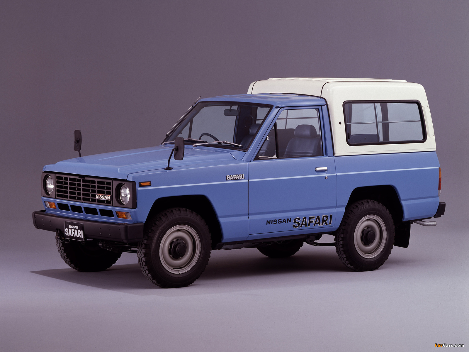 Pictures of Nissan Safari Hard Top AD (160) 1980–85 (1600 x 1200)