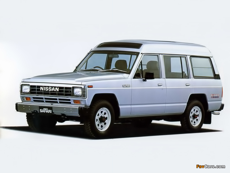 Pictures of Nissan Safari Station Wagon High Roof (161) 1985–87 (800 x 600)