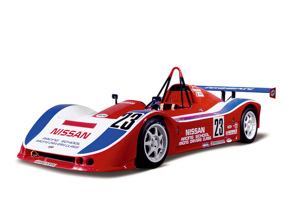 Nissan Saurus Jr. (NS93) 1993–98 images